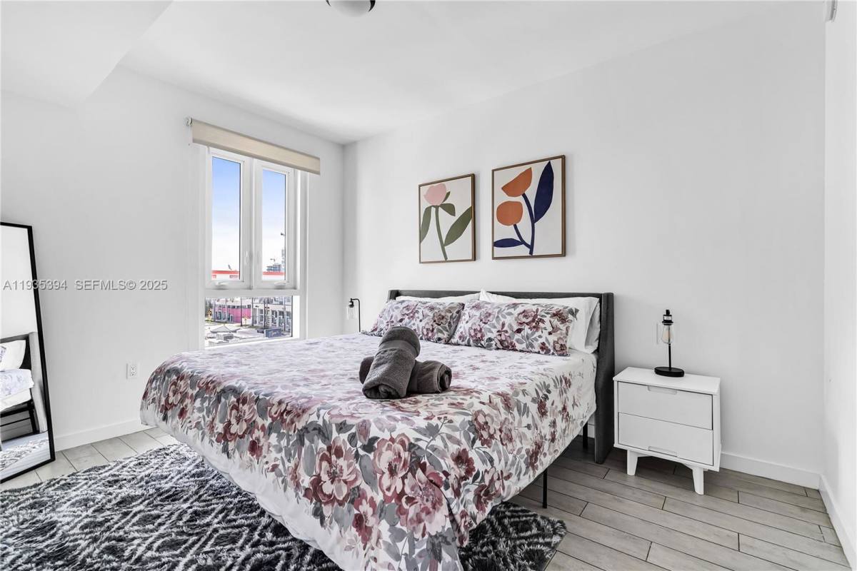 Apartment for rent at 321 NE 26th St, Miami, FL 33137