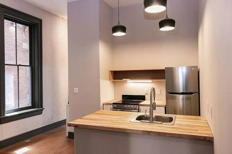 Apartment for rent at 207 W McMicken Ave #3, Cincinnati, OH 45214