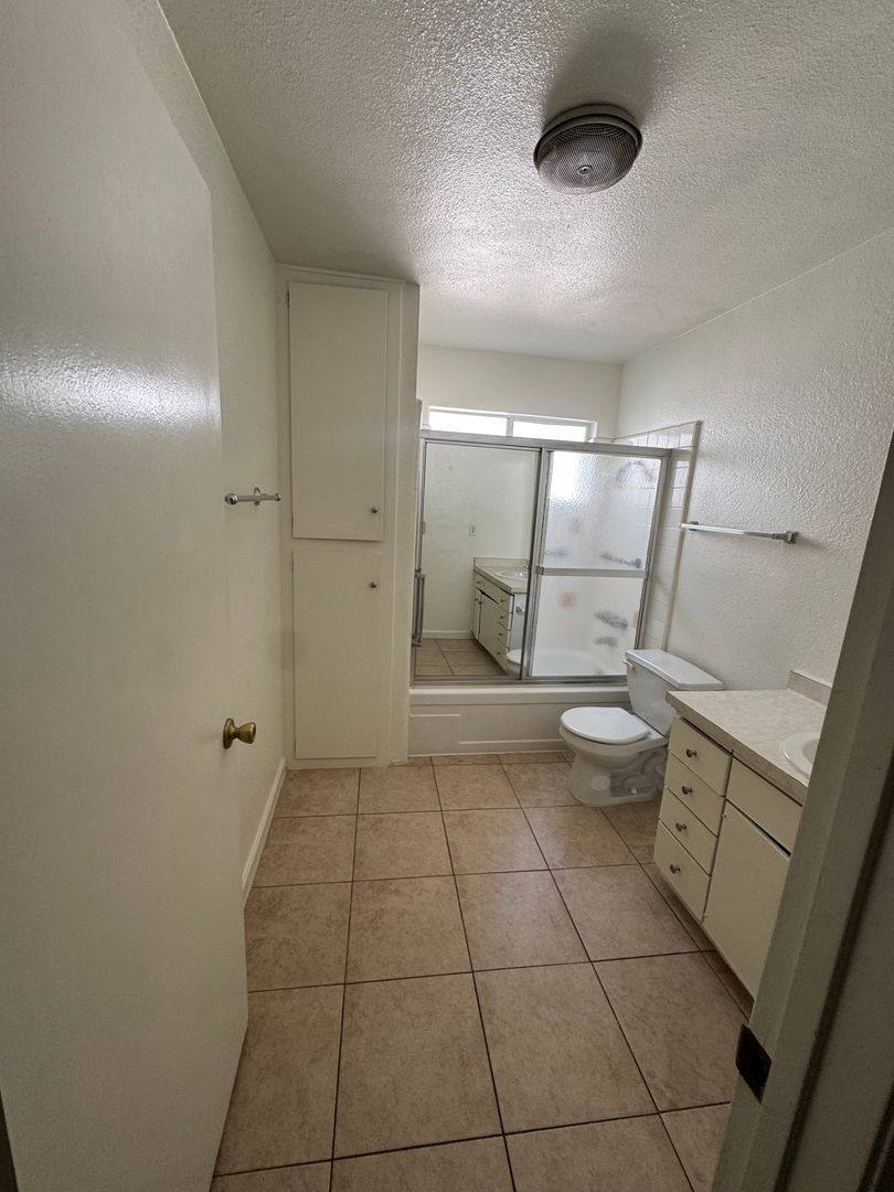 Apartment for rent at 25248 Taylor St, Loma Linda, CA 92354