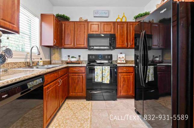 Apartment for rent at 14448 Philippine St #BELL2, Houston, TX 77040