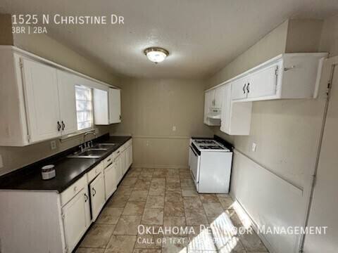 House for rent at 1525 N Christine Dr, Oklahoma City, OK 73110