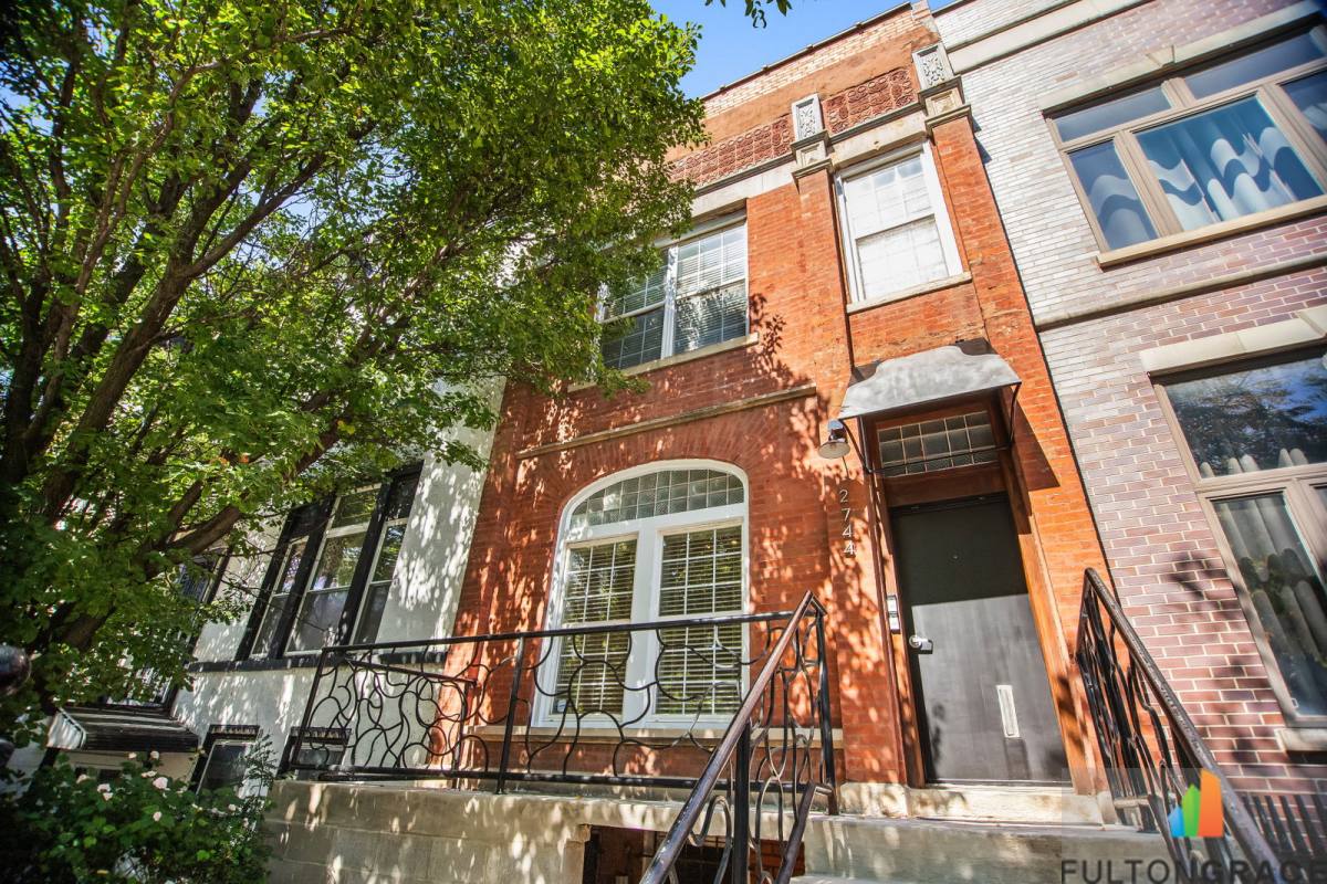 Apartment for rent at 2744 W Warren Blvd #1, Chicago, IL 60612