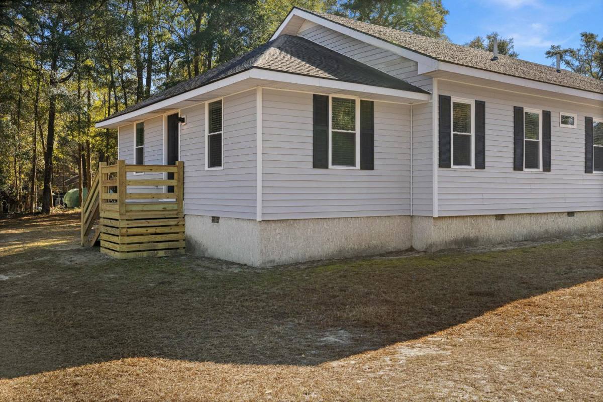 Apartment for rent at 501 E 4th St B, Springfield, GA 31329