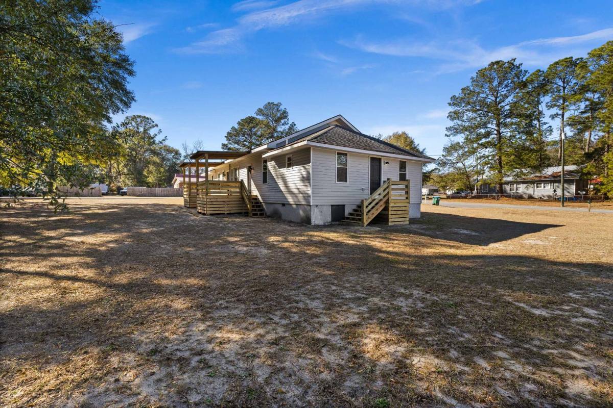 Apartment for rent at 501 E 4th St B, Springfield, GA 31329