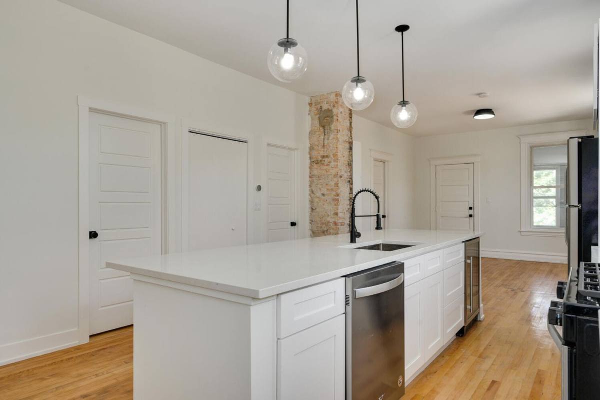 Apartment for rent at 2320-24 S Sacramento, Chicago, IL 60623