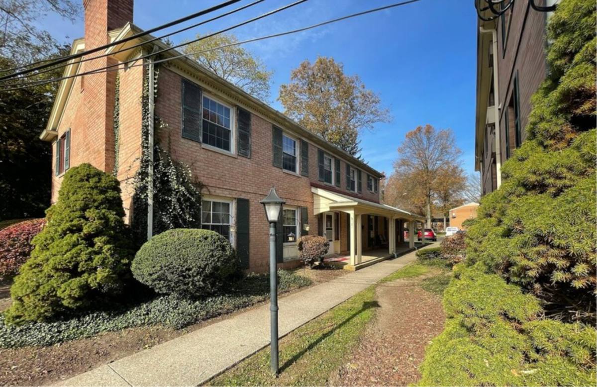 Apartment for rent at 529 E Main St, Ravenna, OH 44266