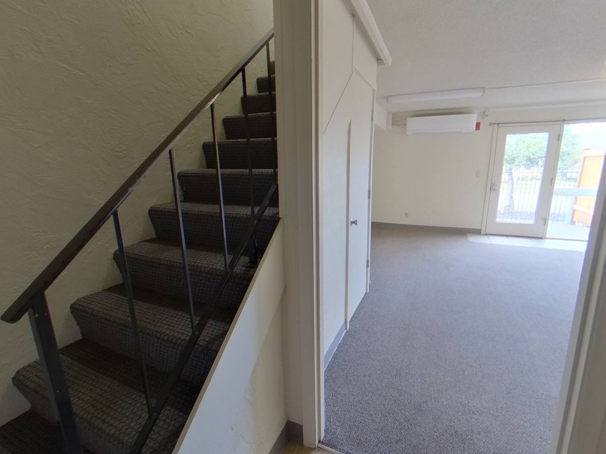Apartment for rent at 1695 Patterson St, Eugene, OR 97401