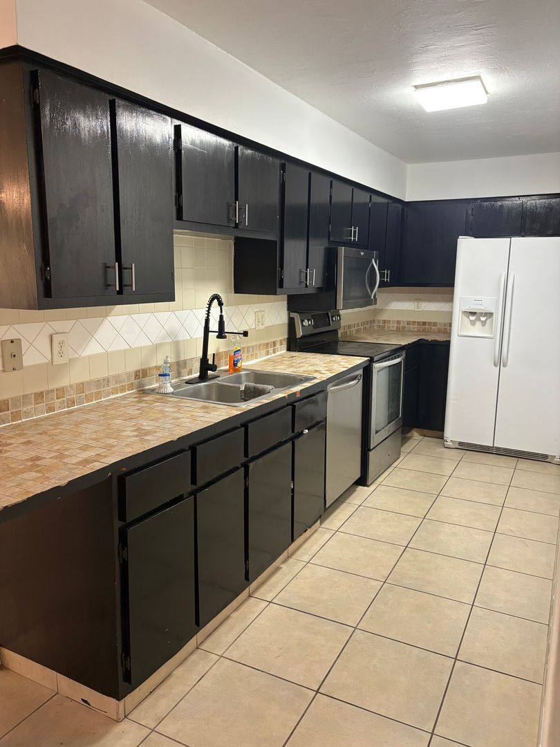 Apartment for rent at 1015 SW 48th Terrace, Cape Coral, FL 33914