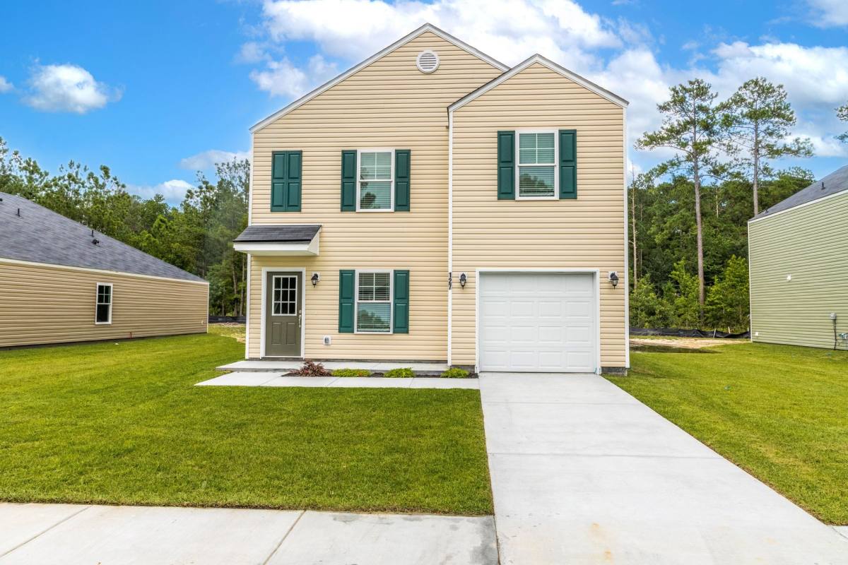 Townhouse for rent at 100 Cottage Way, Rincon, GA 31326
