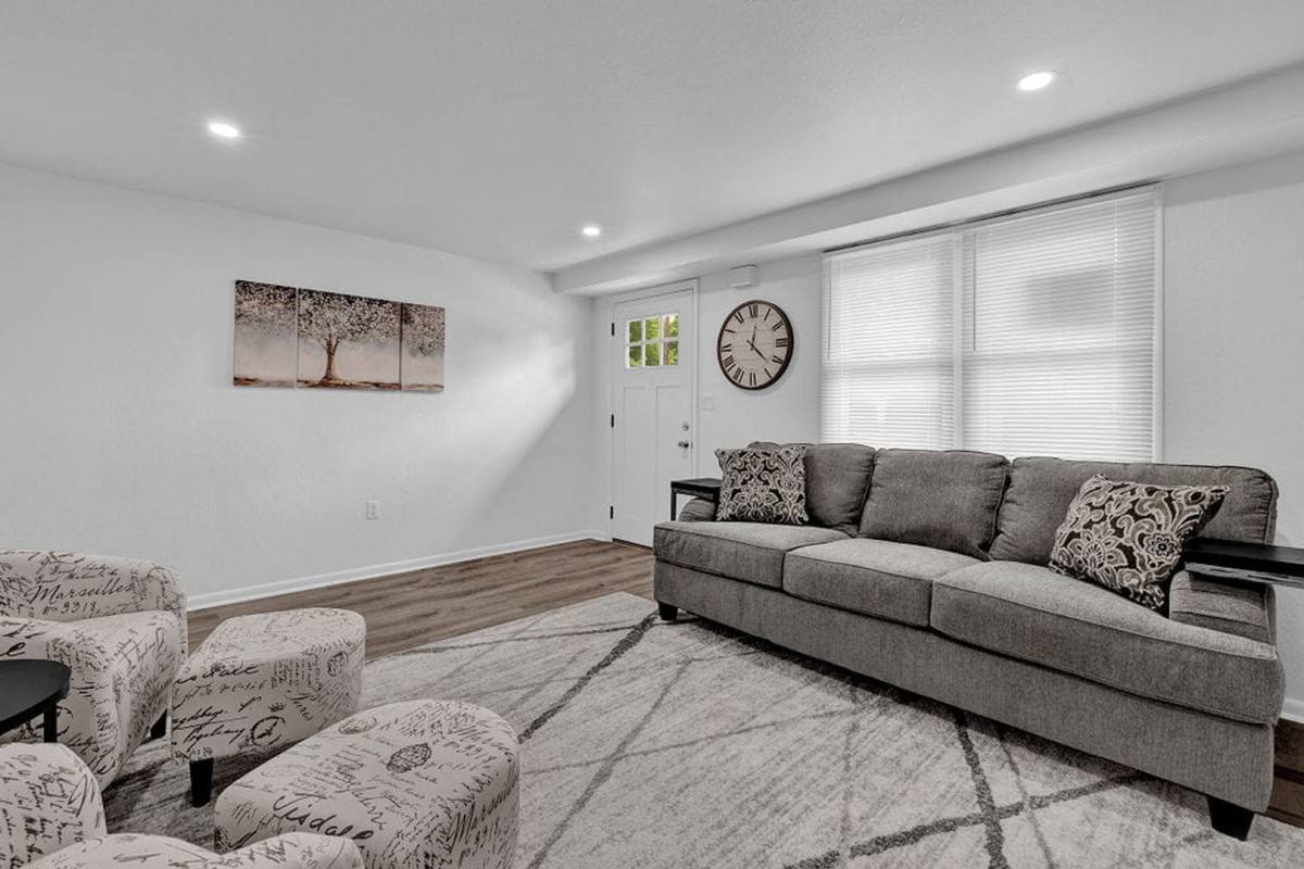 Townhouse for rent at 501-513 Sharon Rd, Beaver, PA 15009