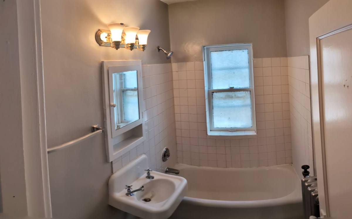 Apartment for rent at 1020 E Pleasant St, Milwaukee, WI 53202