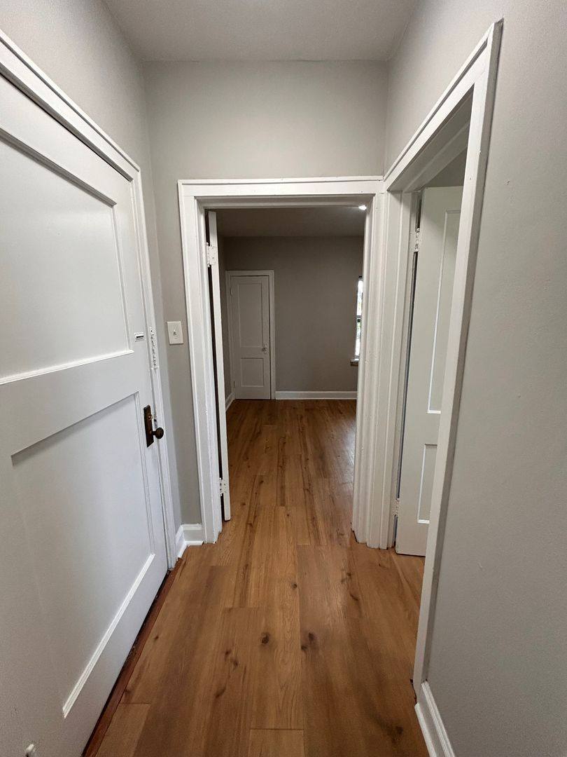 1020 E Pleasant St, Milwaukee, WI 53202 - Apartment for Rent - Image 3