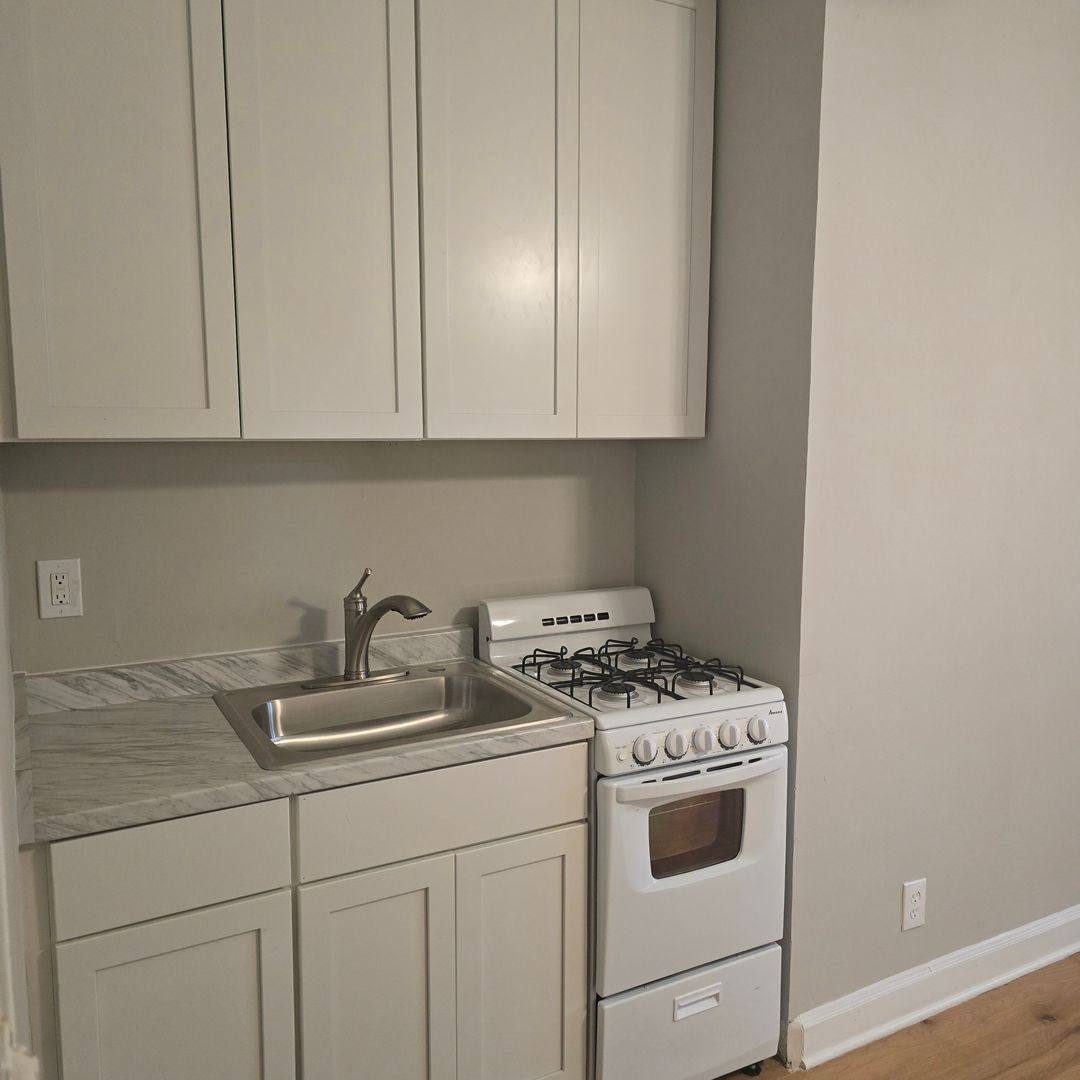 Apartment for rent at 1020 E Pleasant St, Milwaukee, WI 53202