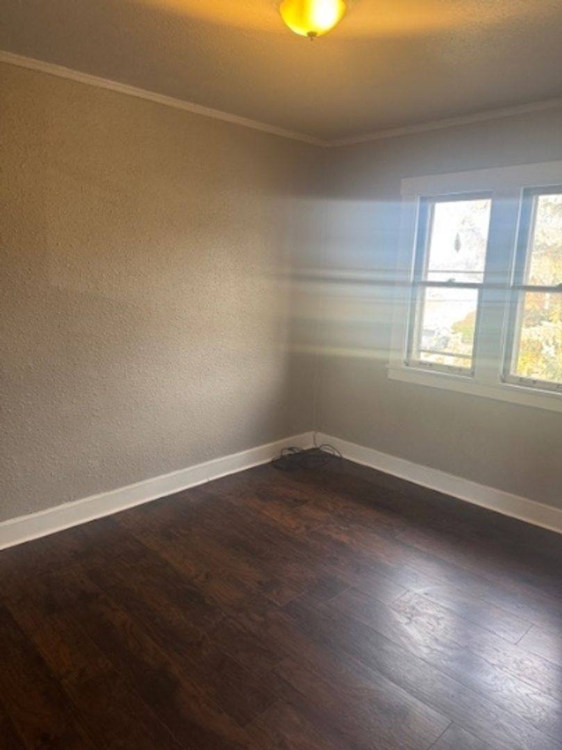 Townhouse for rent at 855 Vankirk St, Clairton, PA 15025