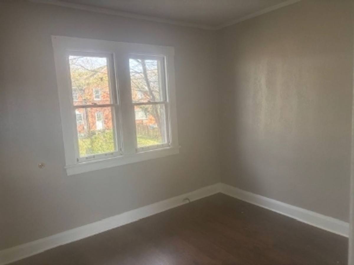 Townhouse for rent at 855 Vankirk St, Clairton, PA 15025