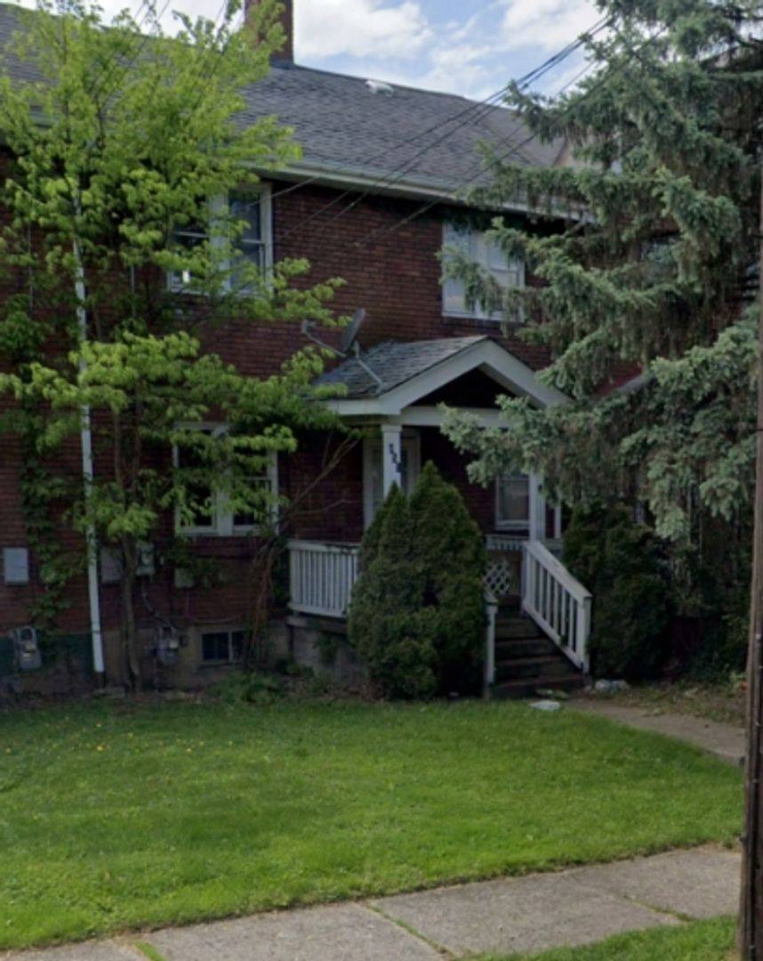Townhouse for rent at 855 Vankirk St, Clairton, PA 15025