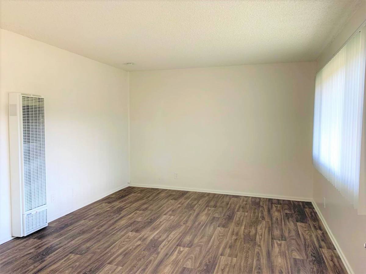 Apartment for rent at 12911 Galway St, Garden Grove, CA 92841