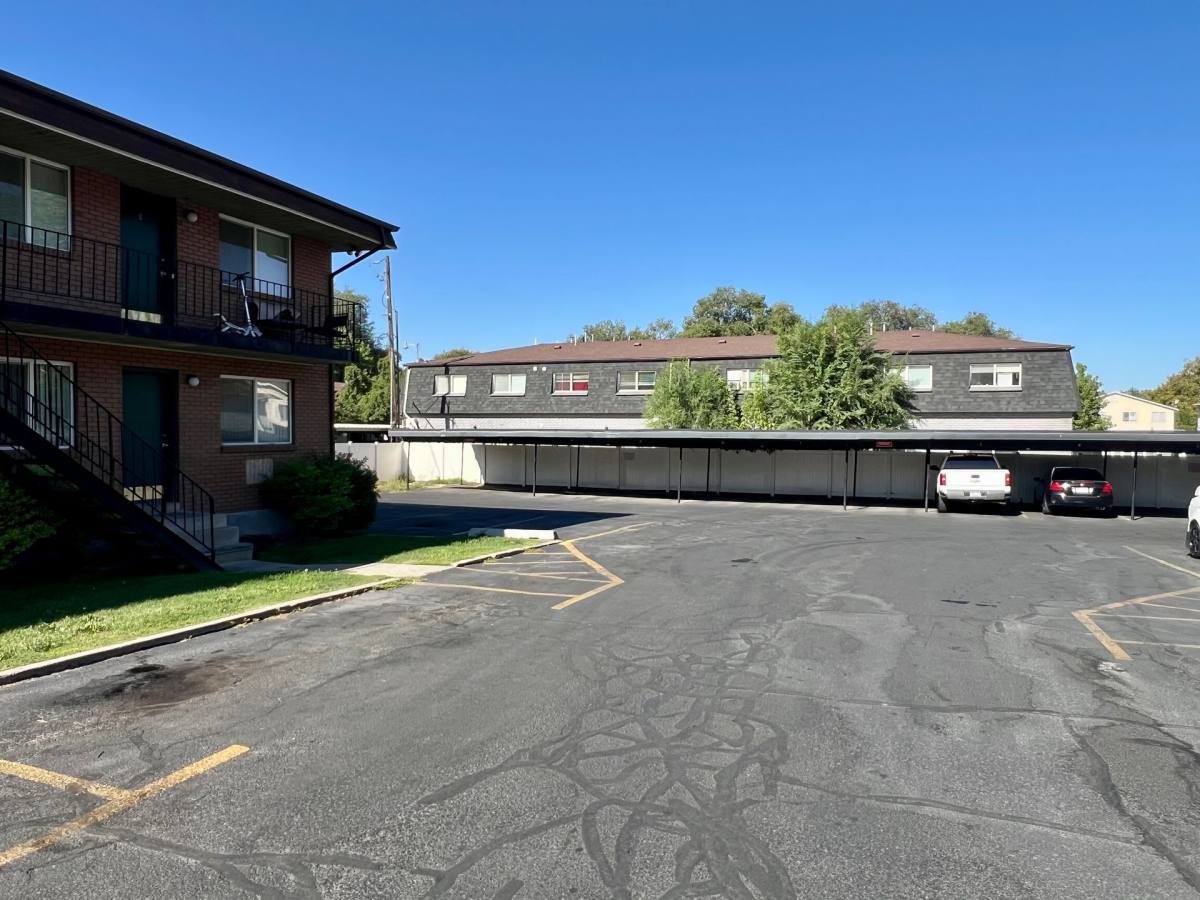 Apartment for rent at 3460 - 3470 S, Salt Lake City, UT 84115