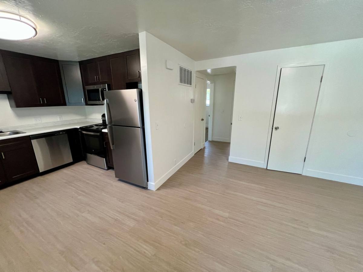 Apartment for rent at 3460 - 3470 S, Salt Lake City, UT 84115