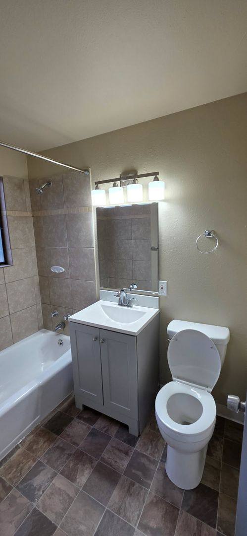 Apartment for rent at 15121 Washington Ave SW, Lakewood, WA 98498