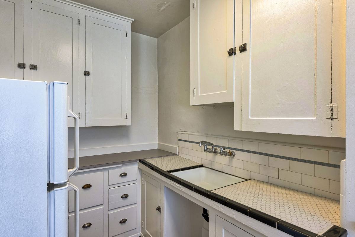 Apartment for rent at 1631 SW Yamhill St, Portland, OR 97205
