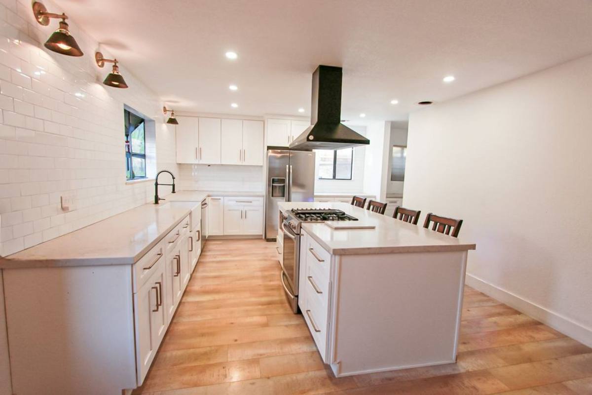 House for rent at 20351 Harvard Way, Riverside, CA 92507
