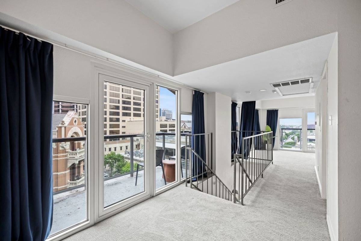 Apartment for rent at 119 E 6th St, Austin, TX 78701