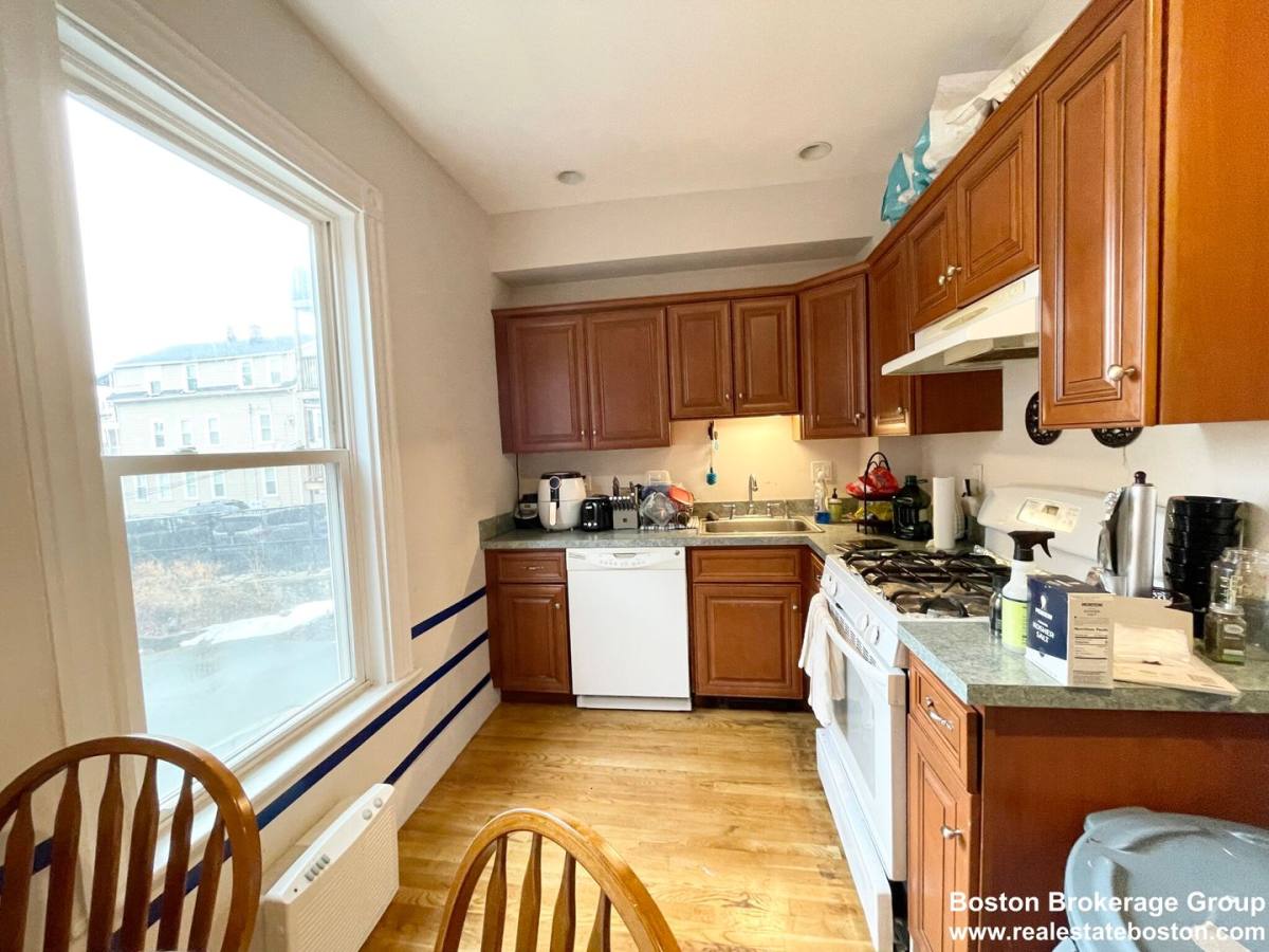Apartment for rent at 25 Parker Hill Ave #3, Roxbury Crossing, MA 02120