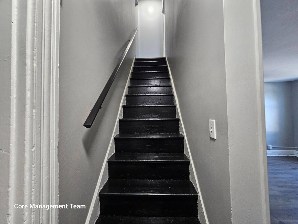 House for rent at 14 Courtright St, Pittsburgh, PA 15212