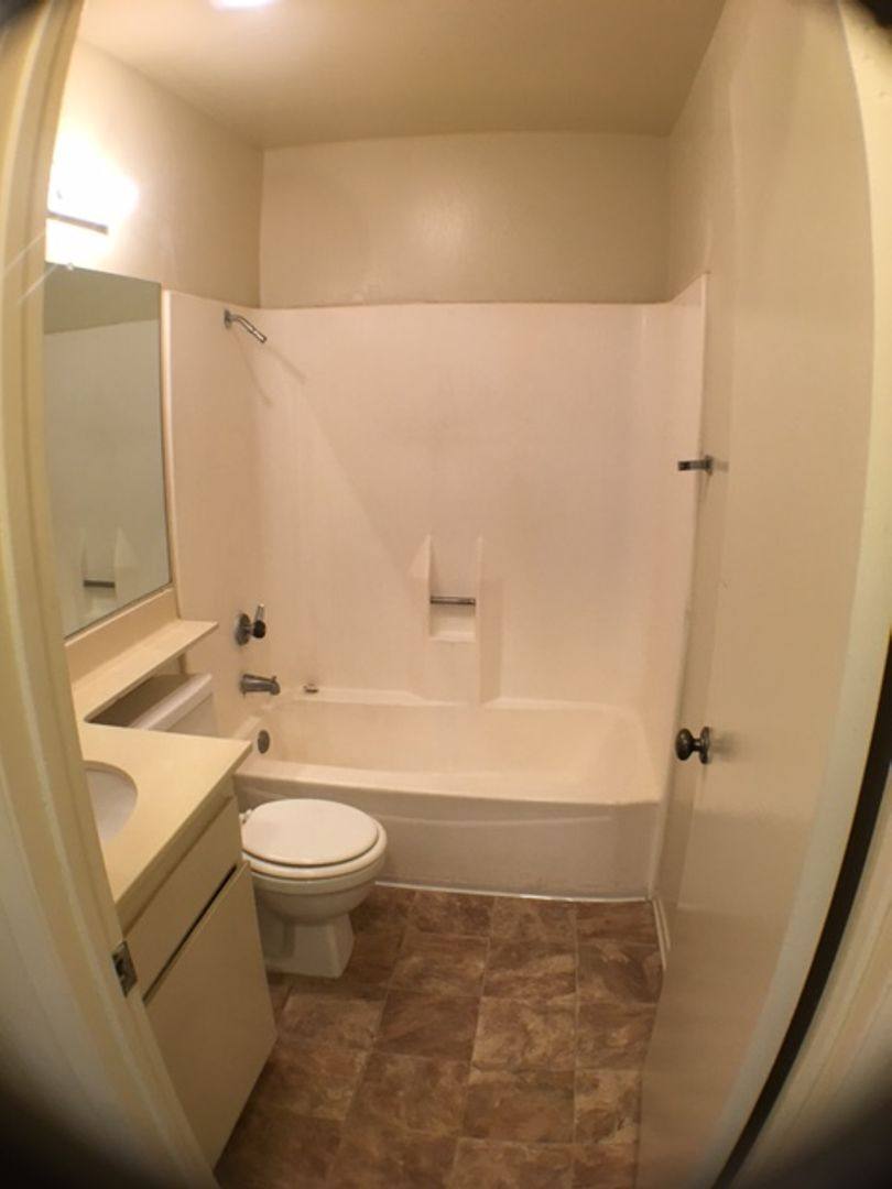 Apartment for rent at 1320 Victoria Ave, Oxnard, CA 93035