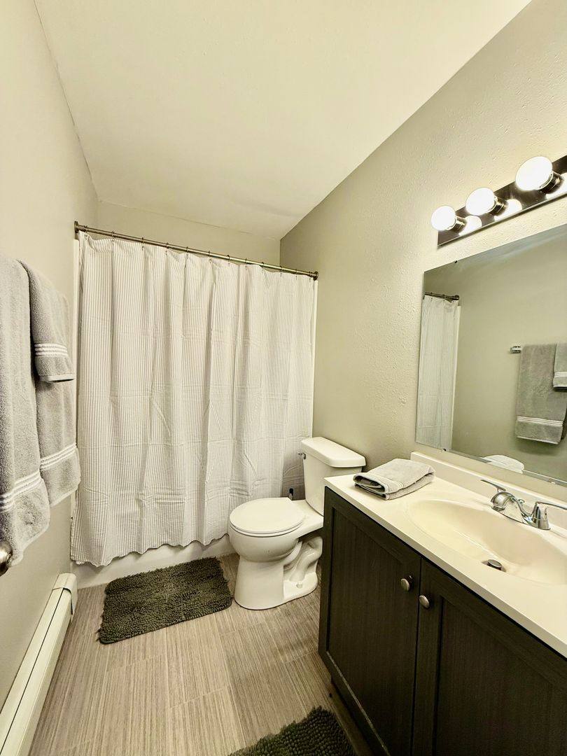 Apartment for rent at 220 9th Ave NW, Valley City, ND 58072