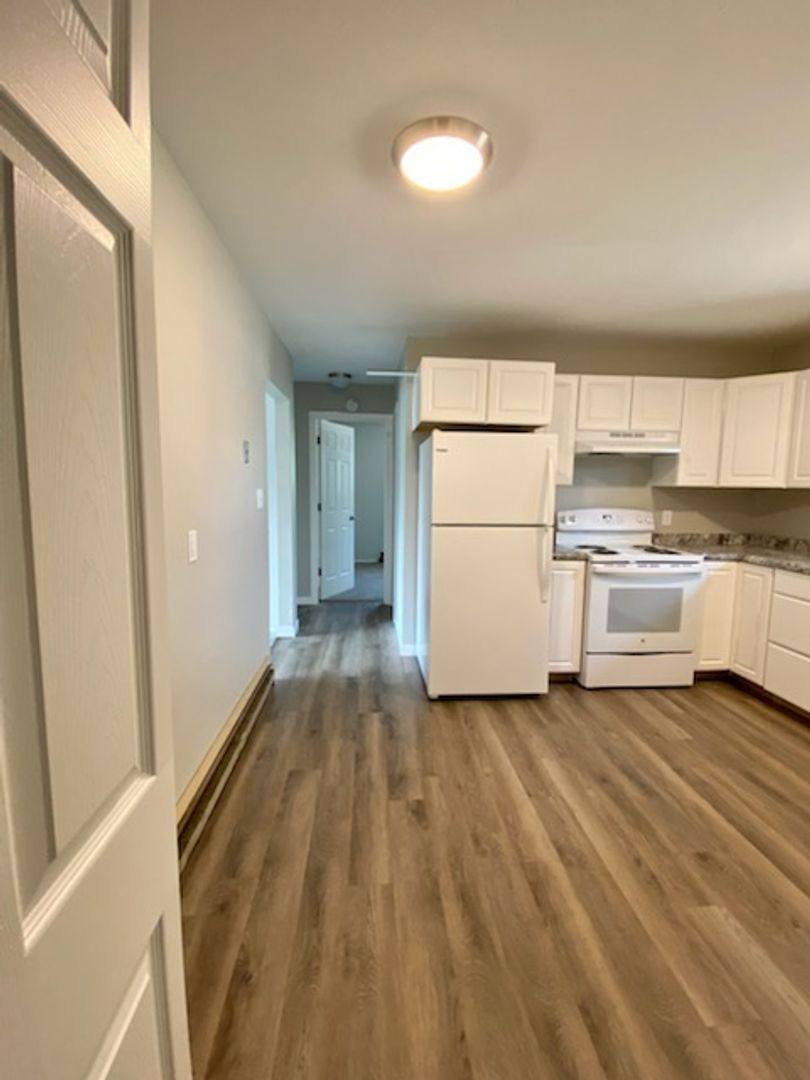 Apartment for rent at 220 9th Ave NW, Valley City, ND 58072