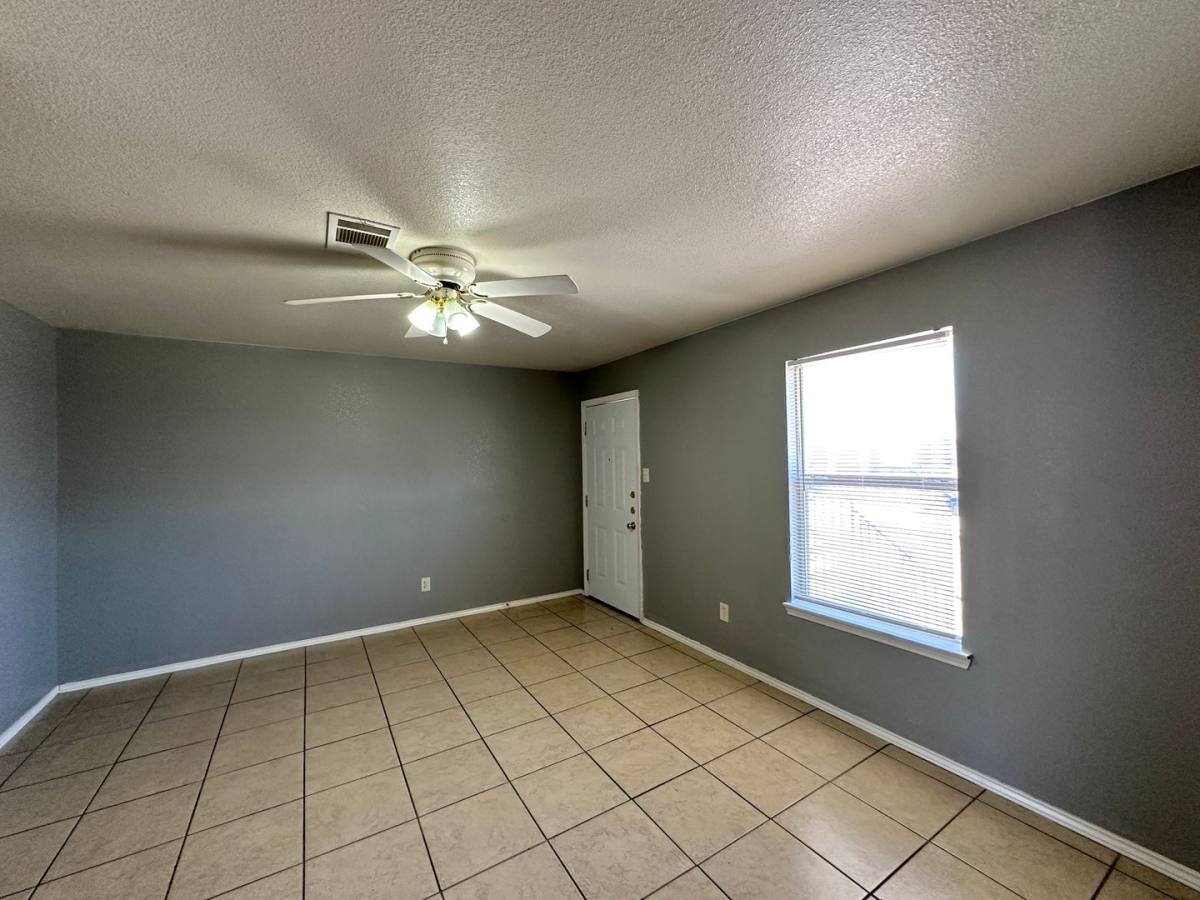 Apartment for rent at 1704 Spring Rose Circle, Killeen, TX 76543