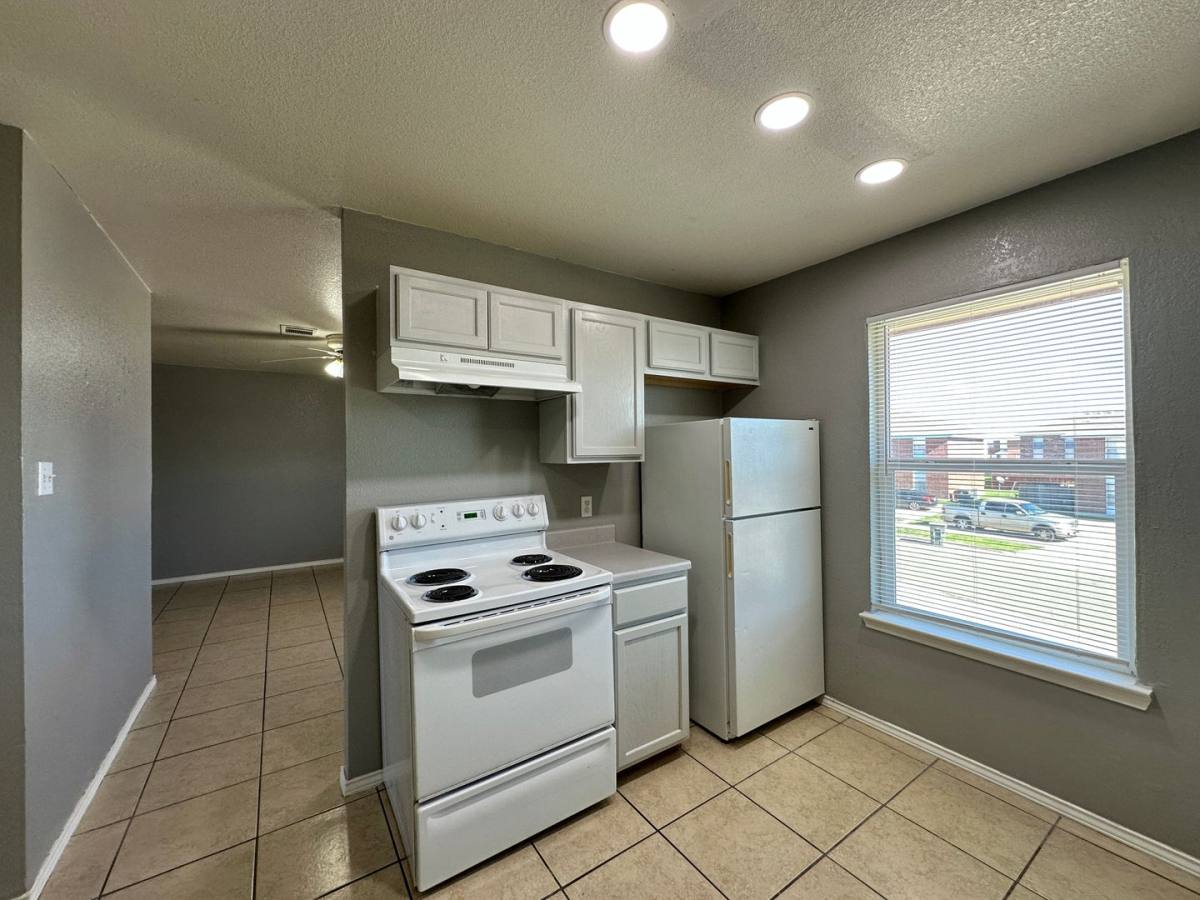 Apartment for rent at 1704 Spring Rose Circle, Killeen, TX 76543
