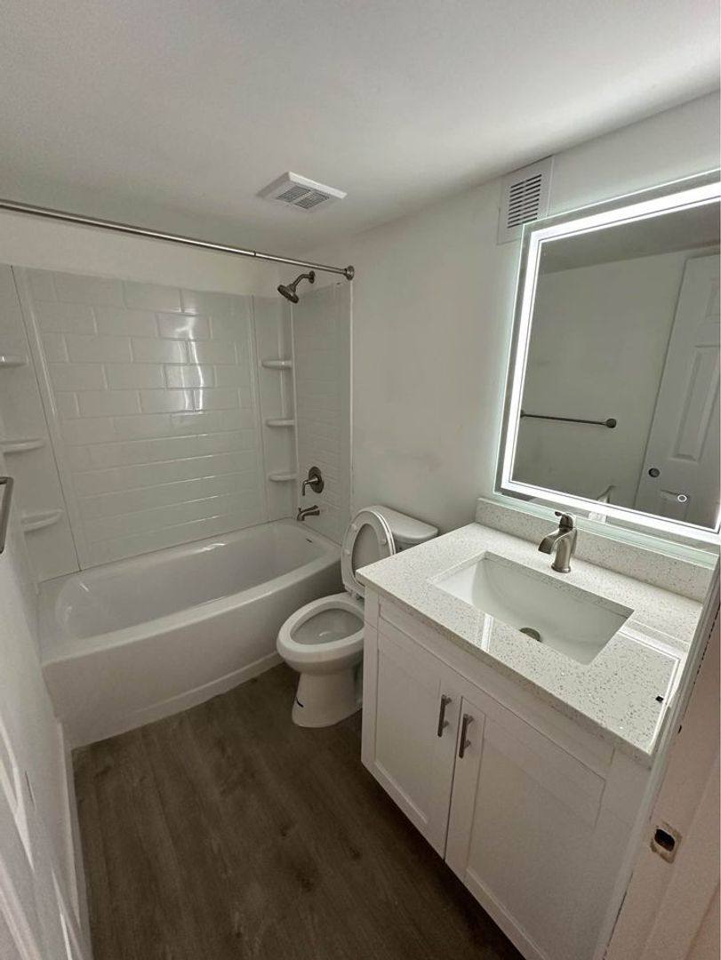 Apartment for rent at 9305 Takomah Trail, Tampa, FL 33617