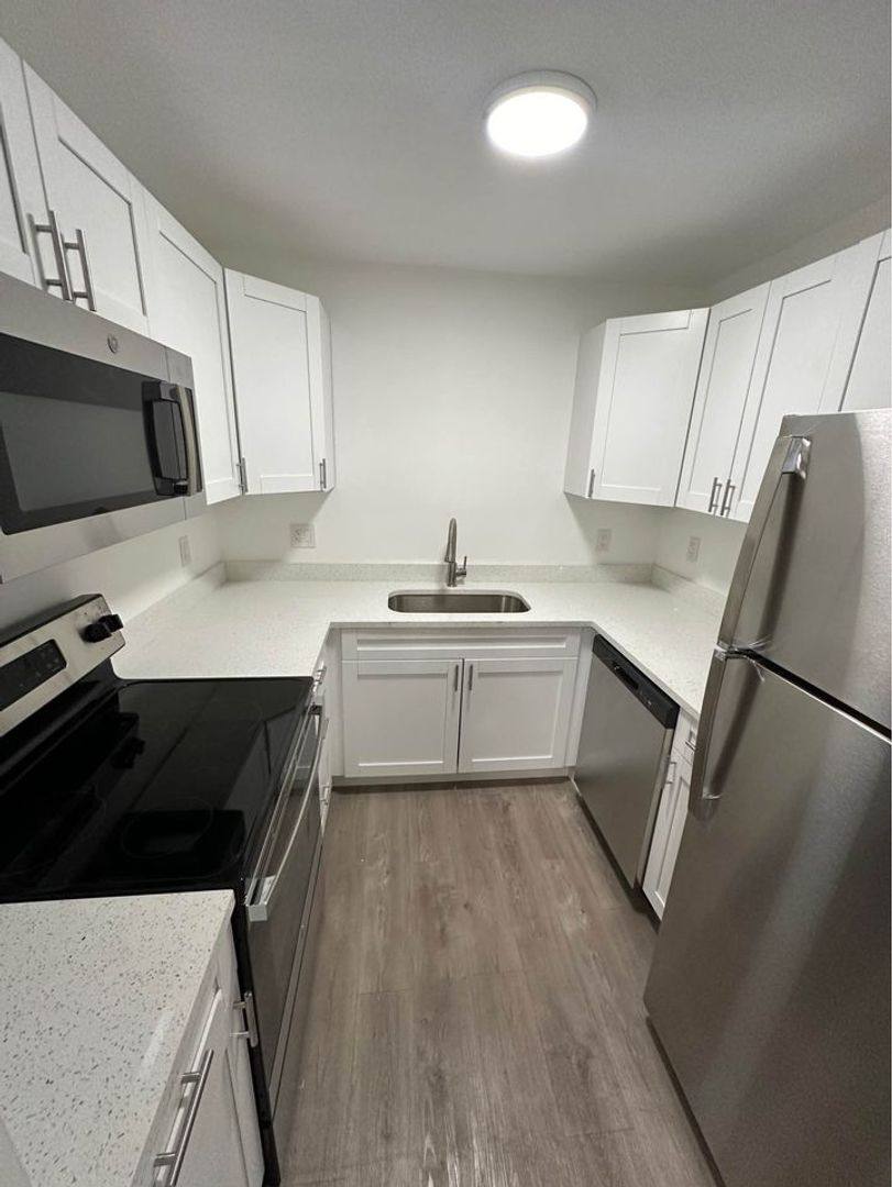 Apartment for rent at 9305 Takomah Trail, Tampa, FL 33617