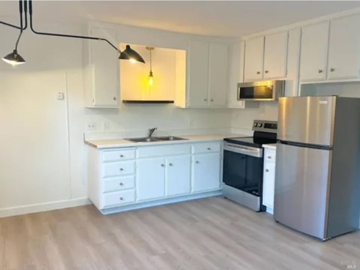 Apartment for rent at 18823 Beatrice Dr, Sonoma, CA 95476