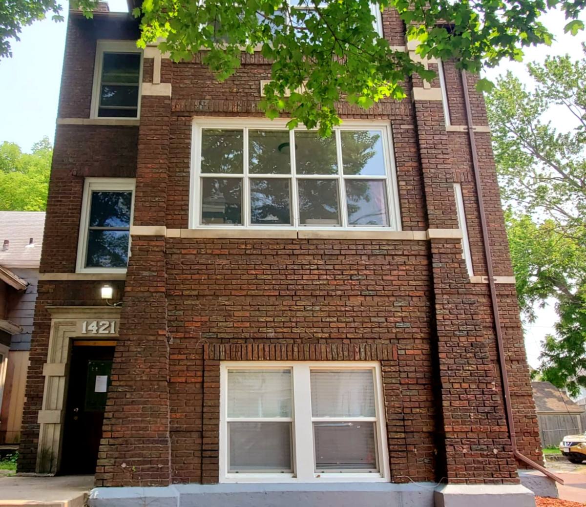 Apartment for rent at 1421 N Main St, Davenport, IA 52806