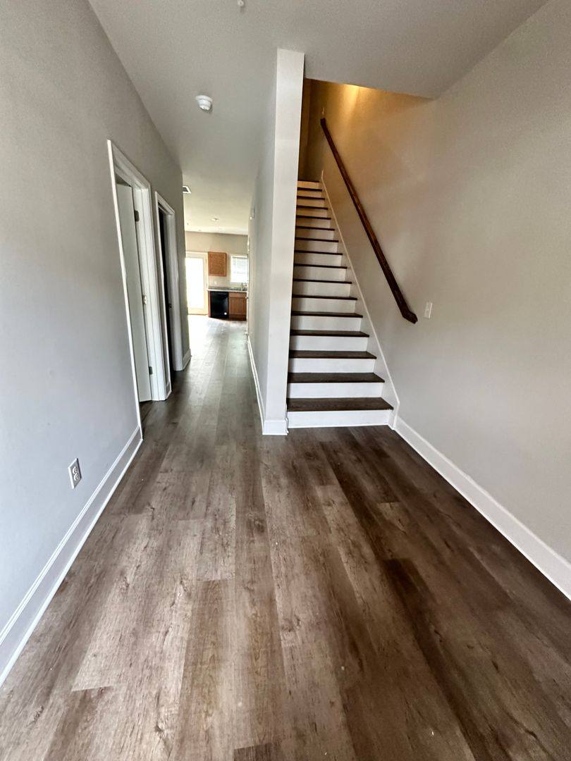 Townhouse for rent at 4335 McClure Springs Dr, Oakwood, GA 30566