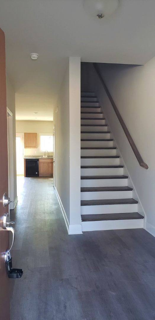 Townhouse for rent at 4335 McClure Springs Dr, Oakwood, GA 30566