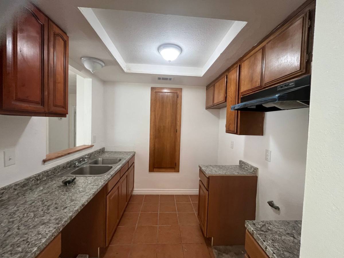 Apartment for rent at 1071 May Lane, Barstow, CA 92311