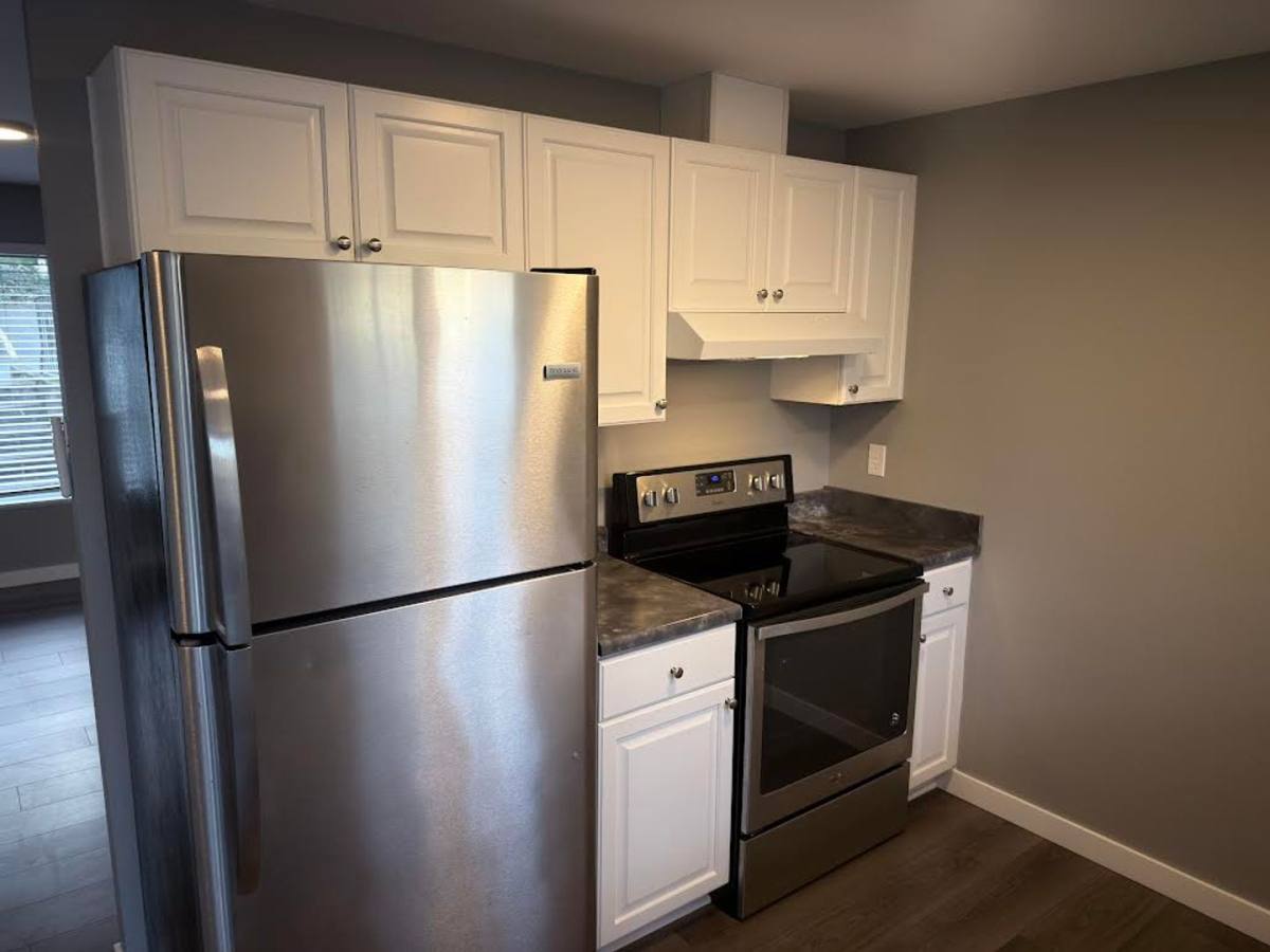 Apartment for rent at 3550-3554 SW Beaverton Hillsdale Highway, Portland, OR 97221
