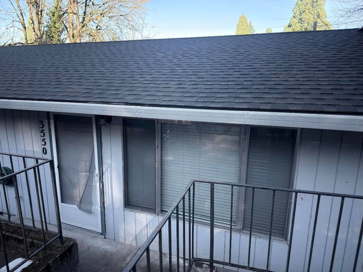 Apartment for rent at 3550-3554 SW Beaverton Hillsdale Highway, Portland, OR 97221