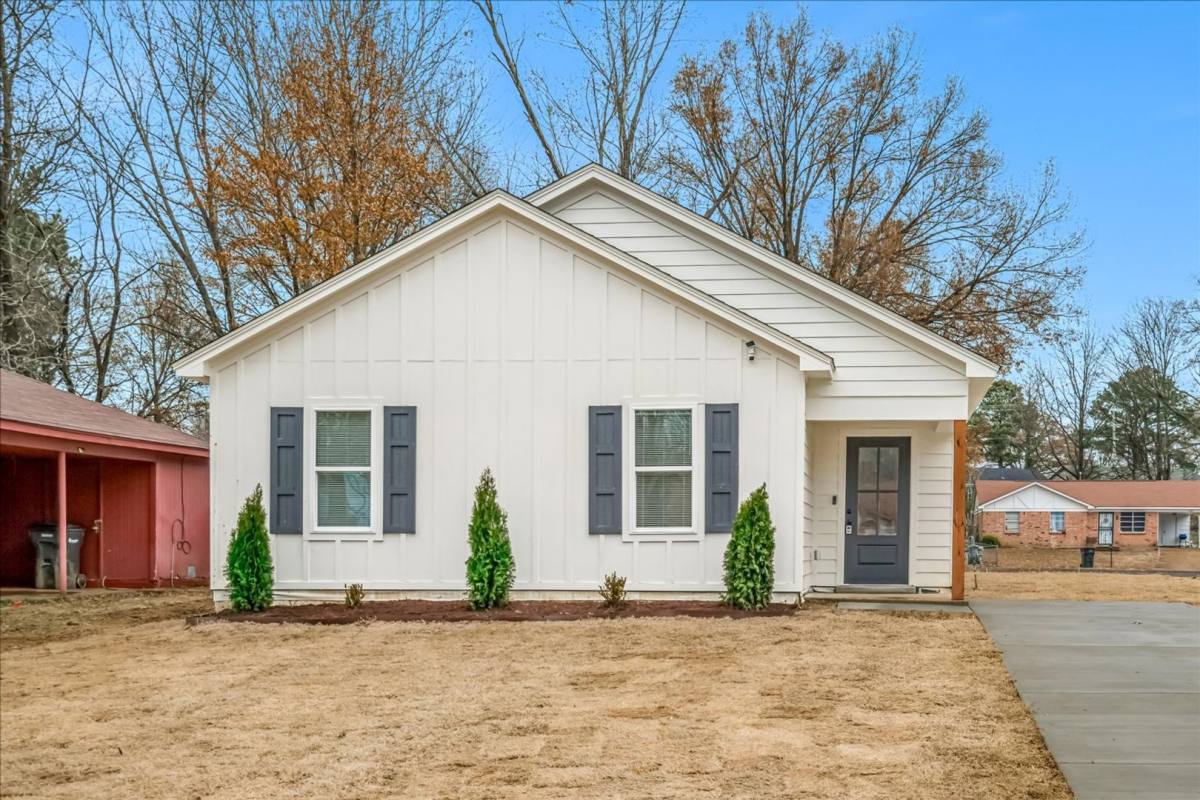 House for rent at 825 N 7th St, Memphis, TN 38107