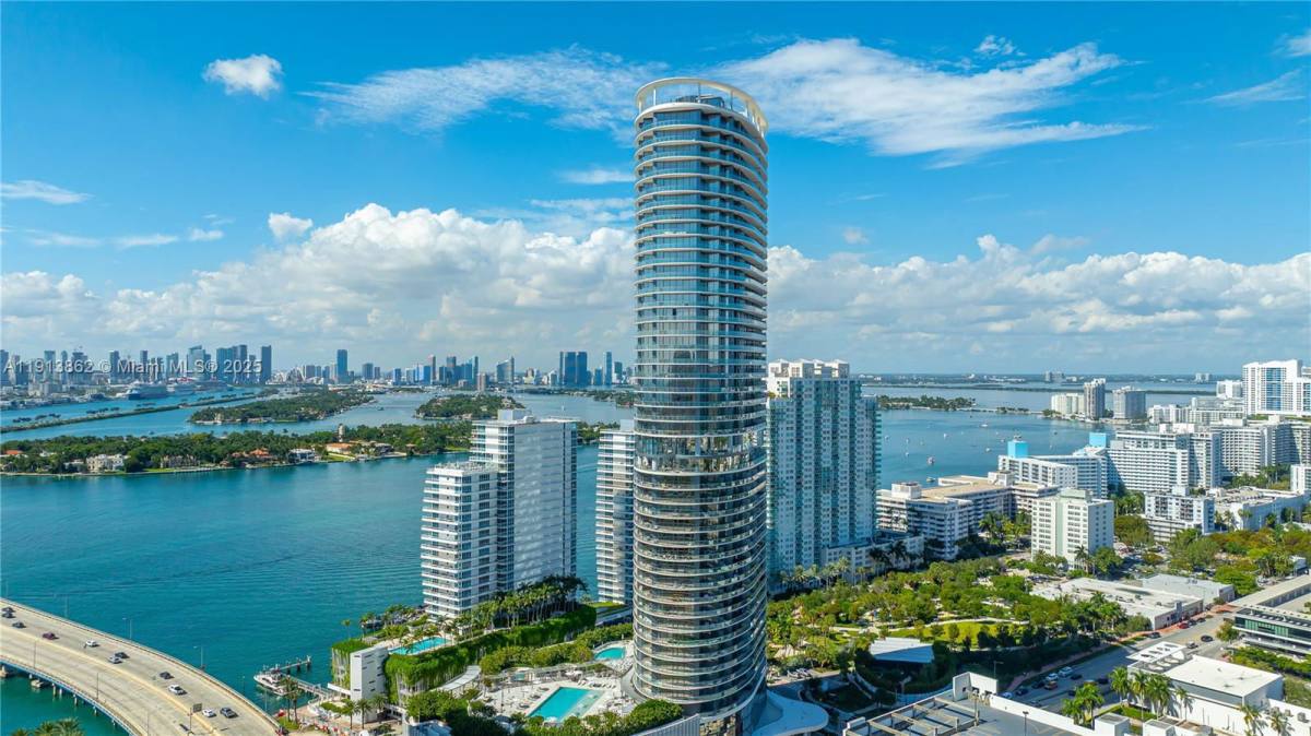 Condo for rent at 500 Alton Rd #802, Miami Beach, FL 33139