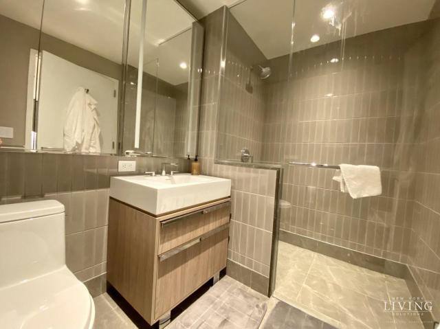 Apartment for rent at 455 10th Ave #16L, New York, NY 10018