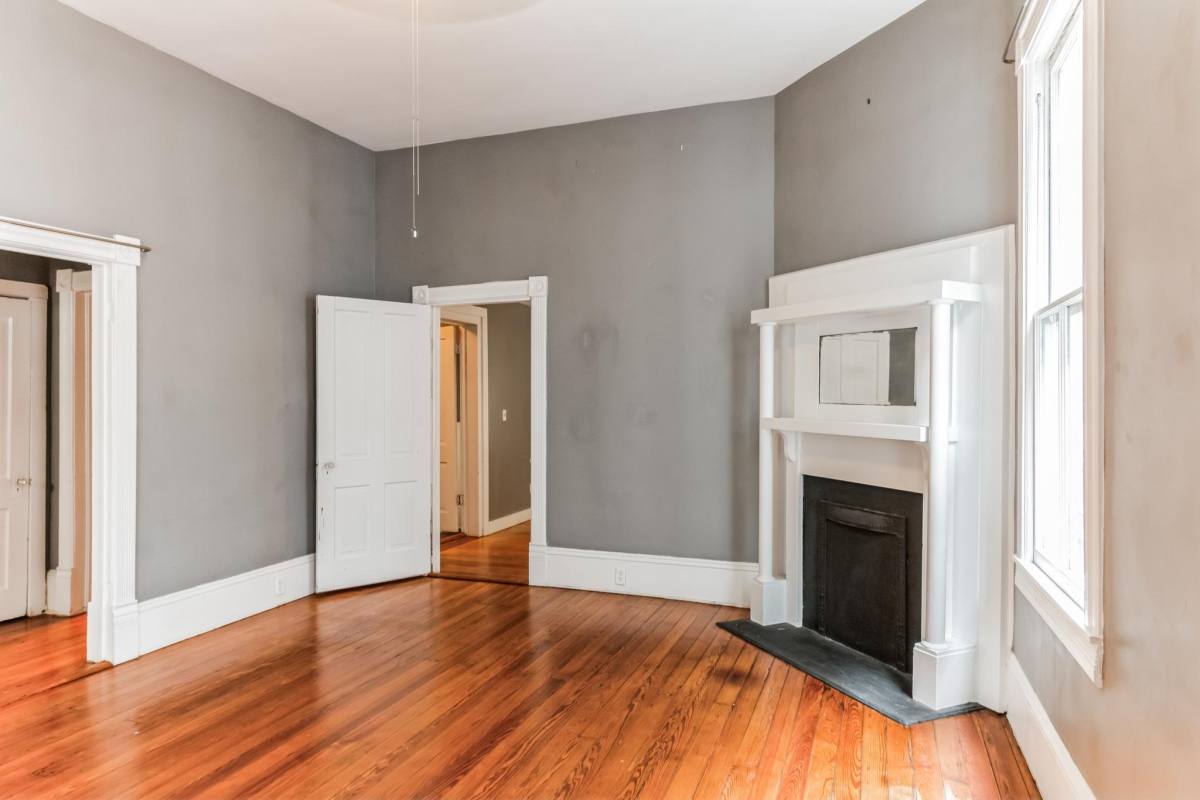 House for rent at 2114 Lincoln St, Savannah, GA 31401