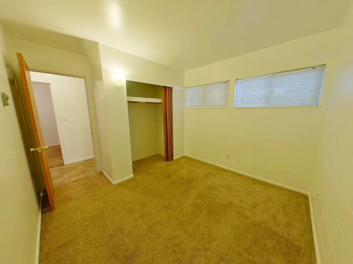 Apartment for rent at 585 E 19th Ave, Eugene, OR 97401