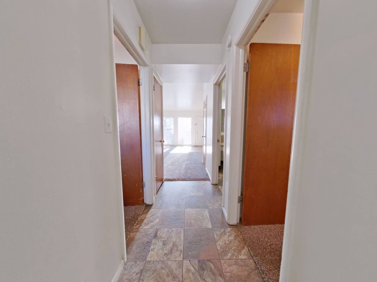 Apartment for rent at 585 E 19th Ave, Eugene, OR 97401