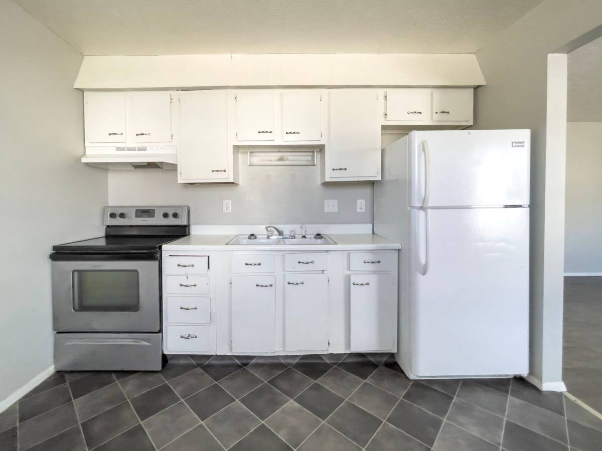 Apartment for rent at 1701 E 14th St, Muncie, IN 47302